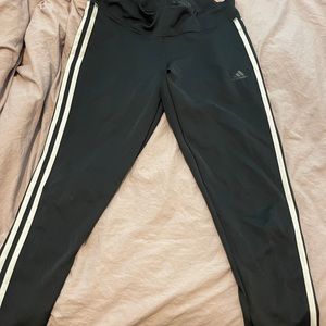 Adidas leggings